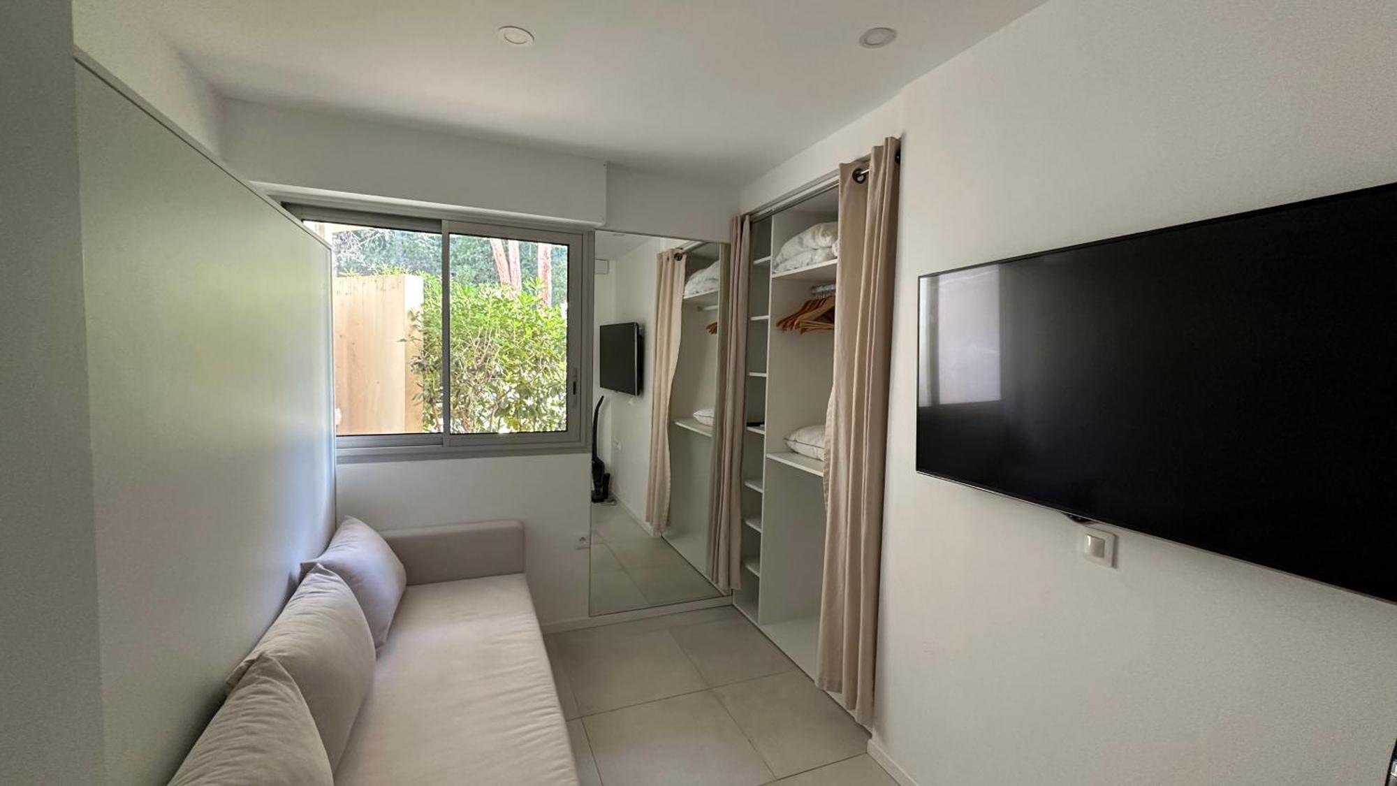 Appartement 2 Chambres Vue Mer Panoramique, Proche Croisette Cannes Vallauris Εξωτερικό φωτογραφία