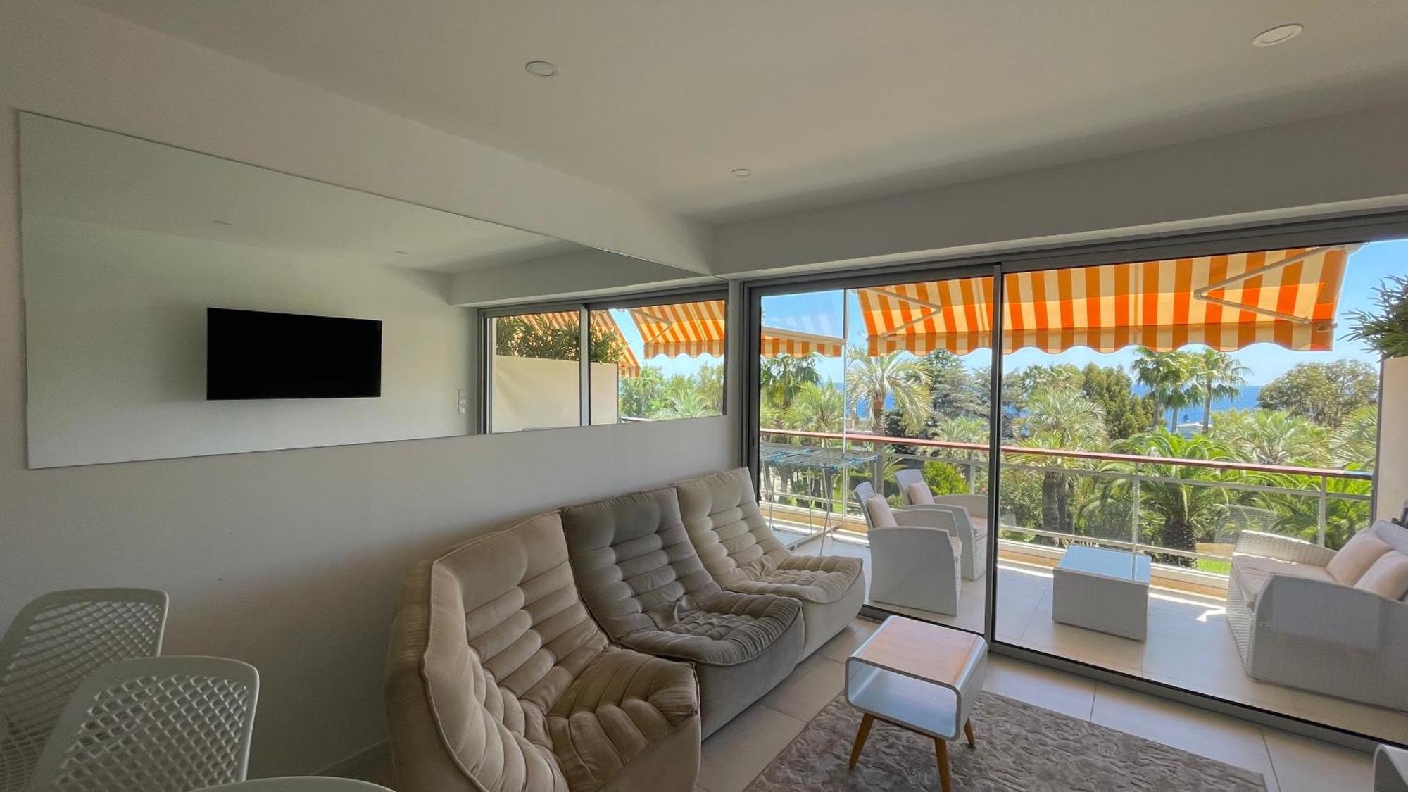Appartement 2 Chambres Vue Mer Panoramique, Proche Croisette Cannes Vallauris Εξωτερικό φωτογραφία